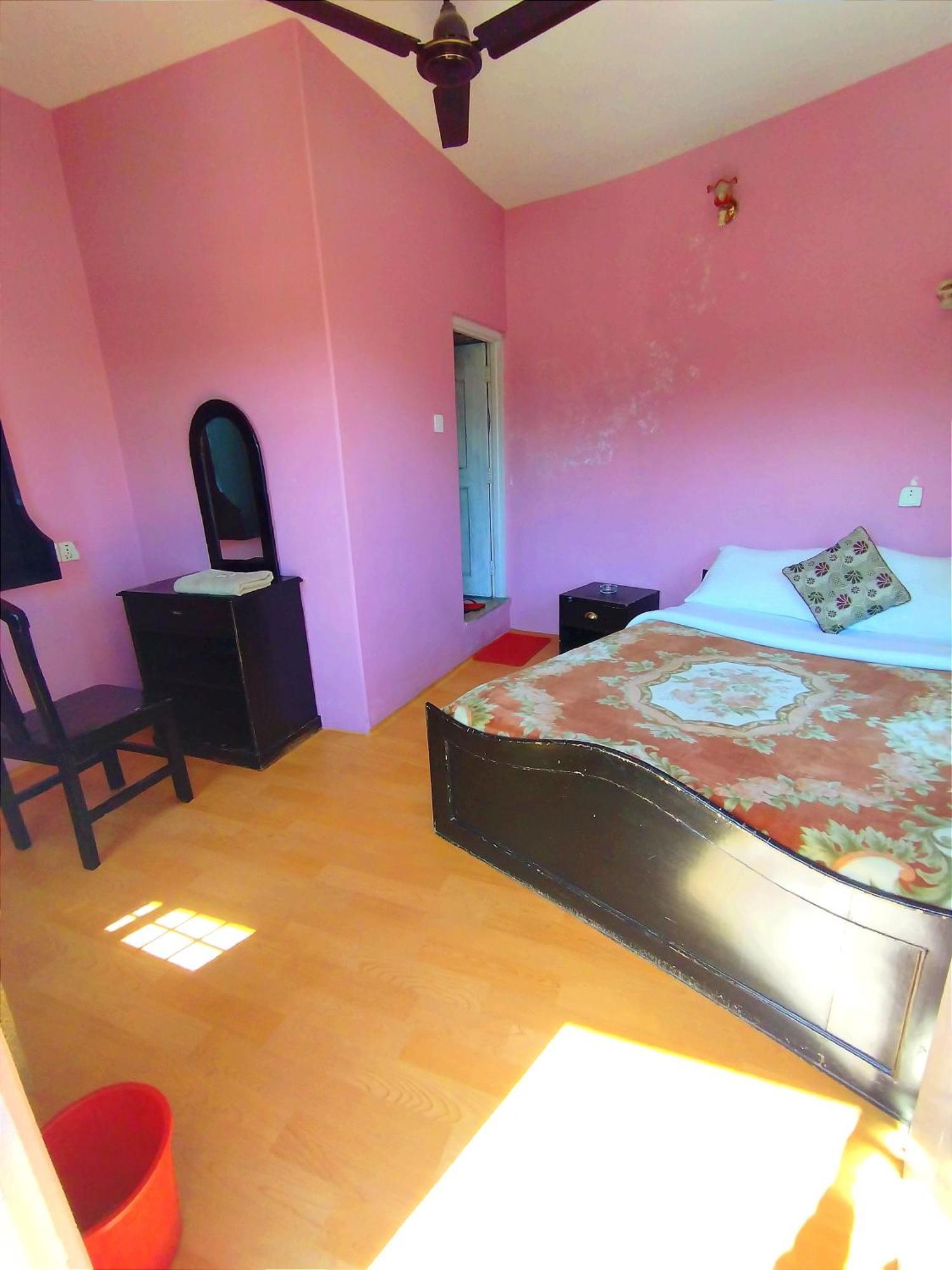 פוקהרה Hotel Santana חדר תמונה